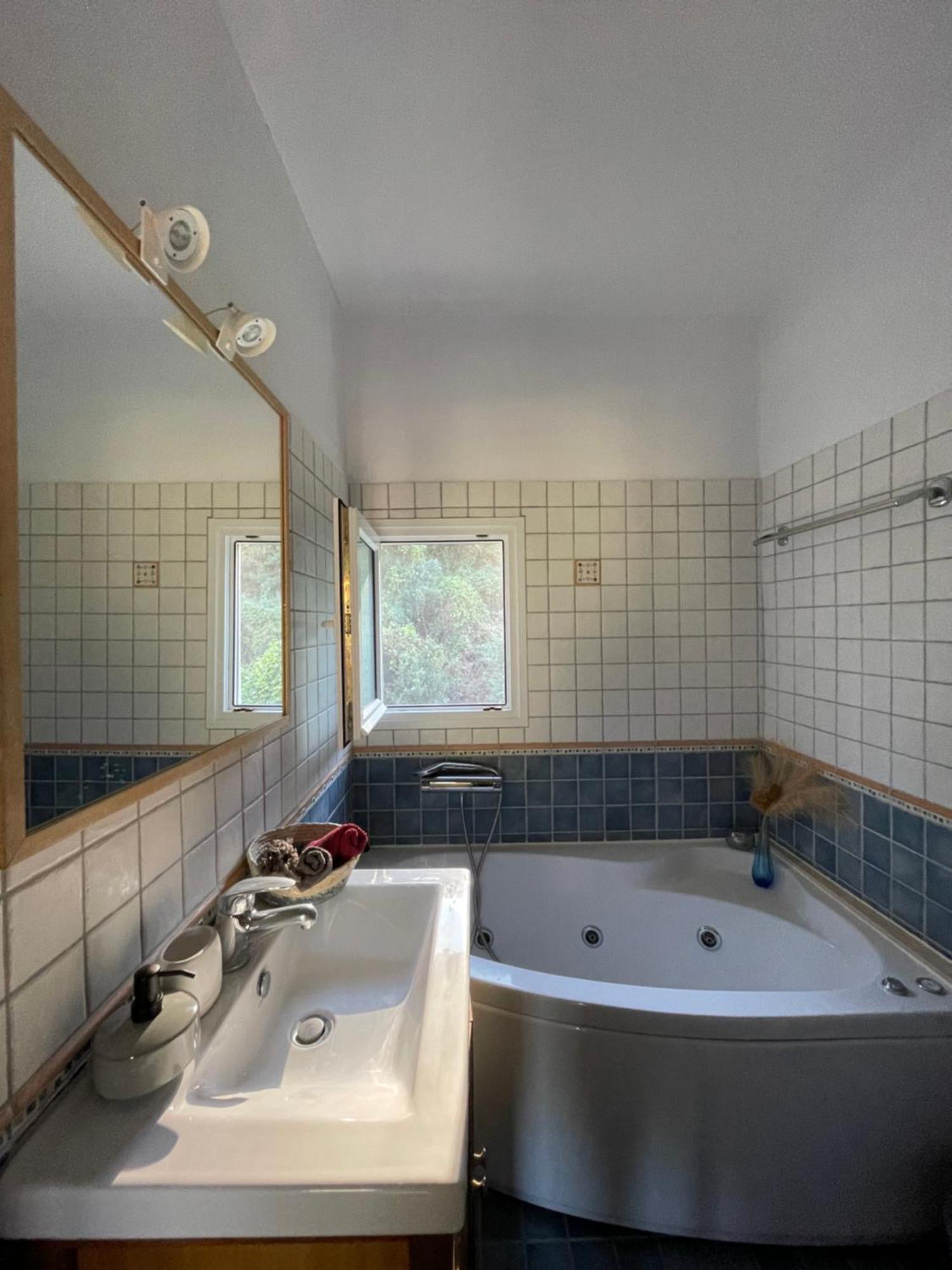 Gialos Villas 1-2 With A Private Pool Mikros Gialos Ngoại thất bức ảnh