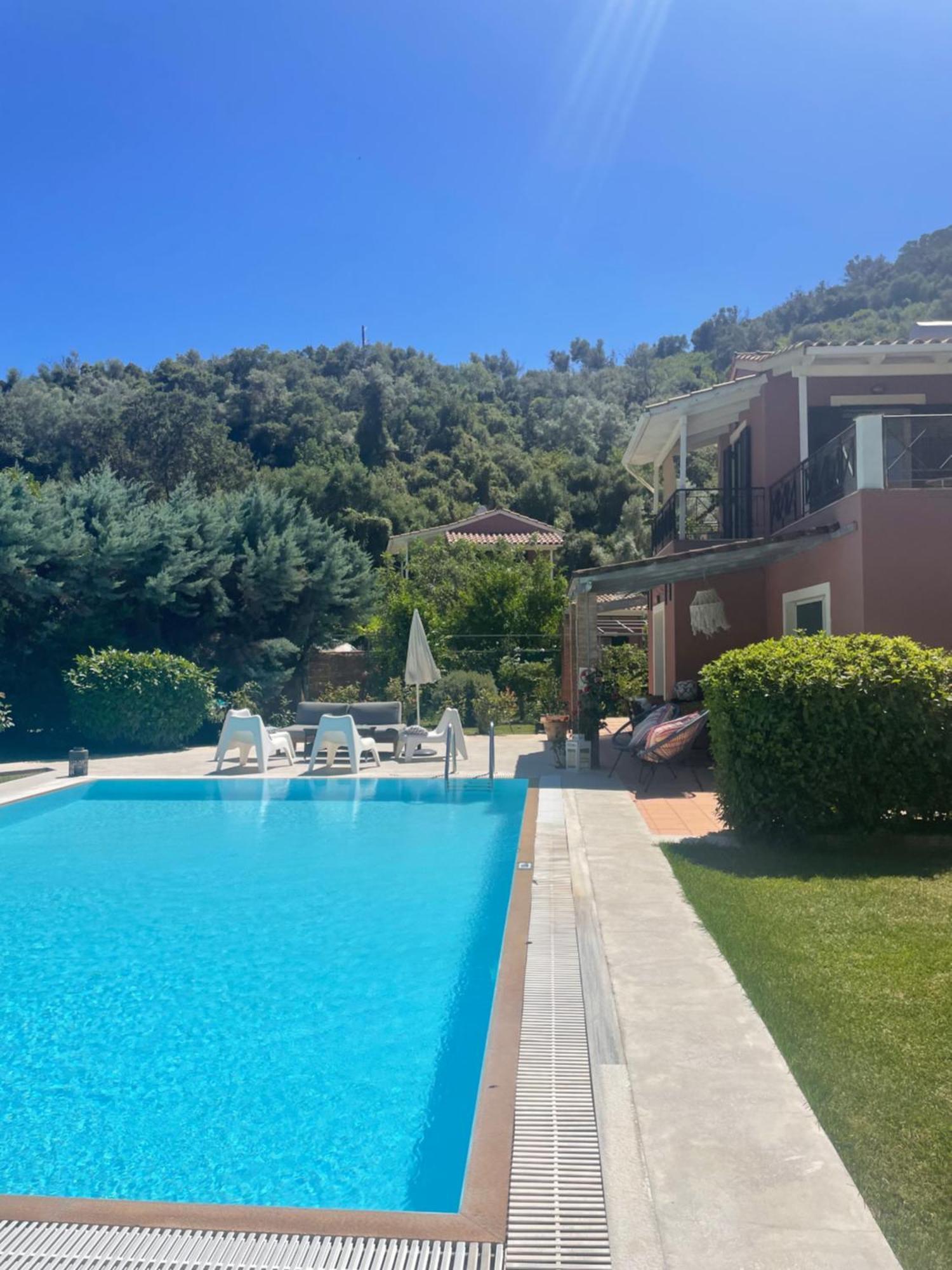 Gialos Villas 1-2 With A Private Pool Mikros Gialos Ngoại thất bức ảnh